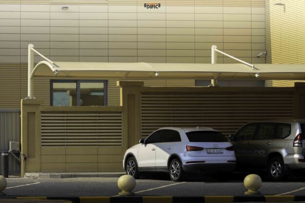 تصميم مظلات الاقواس بتدعيم علوى في الكويت