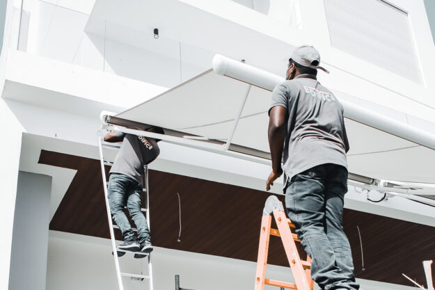 أفضل مظلات حدائق في الكويت