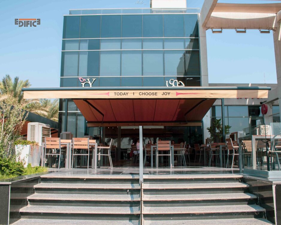 تصميم وتركيب مظلات مداخل فنادق في الكويت